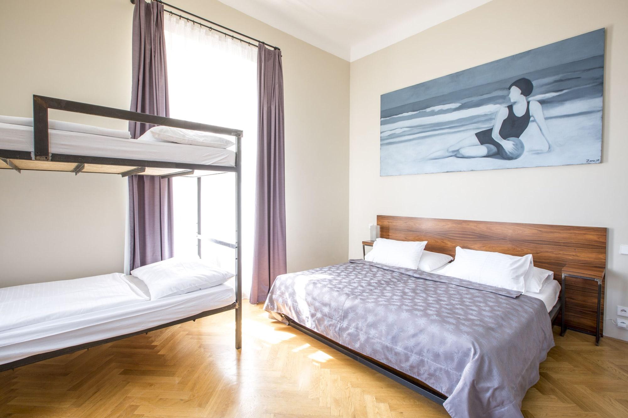 Sophie'S Hostel Prague Exterior photo